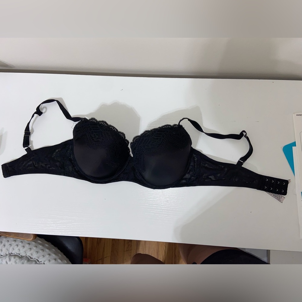 34DD Dream Angels Bra from Victorias Secret